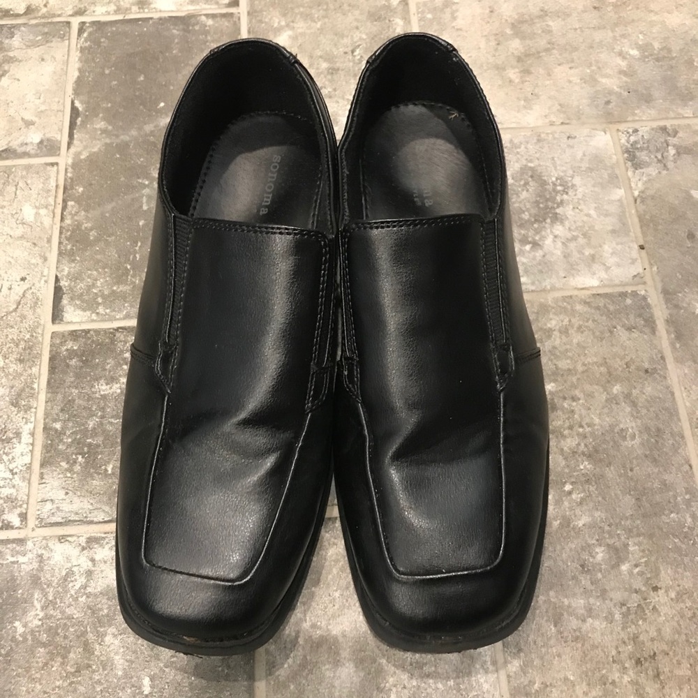 Boys black dress shoes